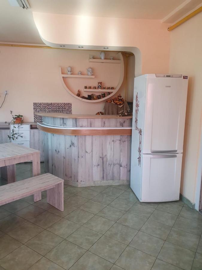 Relax Haus Hotell Hunedoara Eksteriør bilde