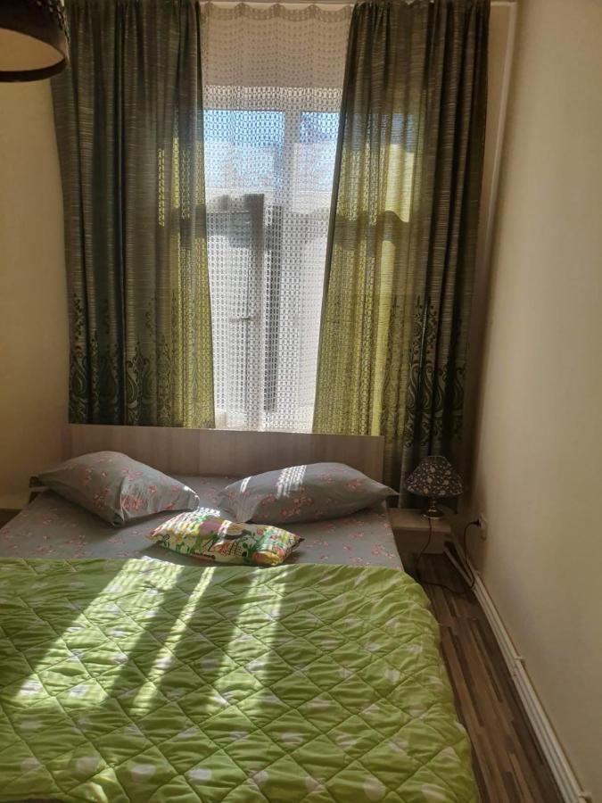 Relax Haus Hotell Hunedoara Eksteriør bilde
